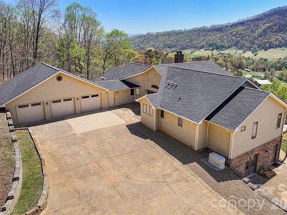 3rd image of 151 Kerr Rd