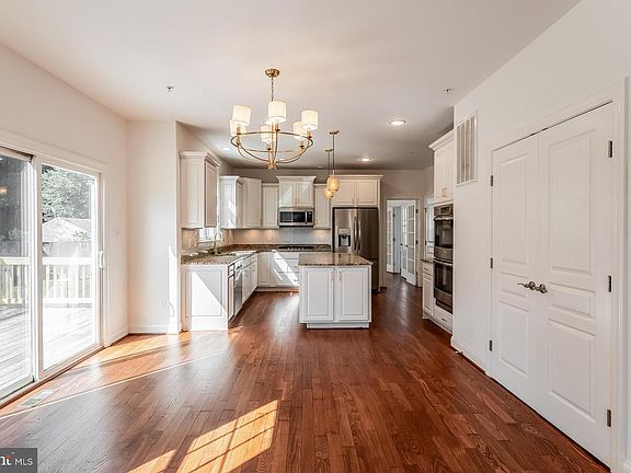 2nd image of 44036 W Mervell Ct