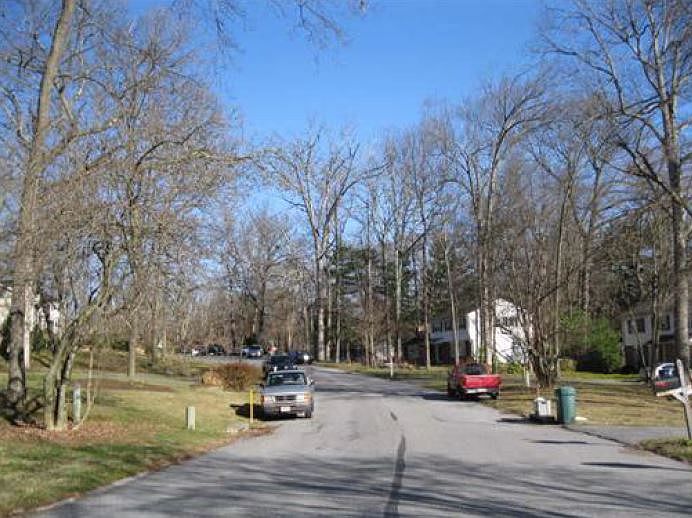 2nd image of 2405 Clydesdale Rd