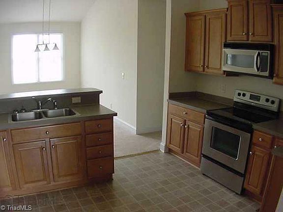 4th image of 5085 Rambling Meadows Dr