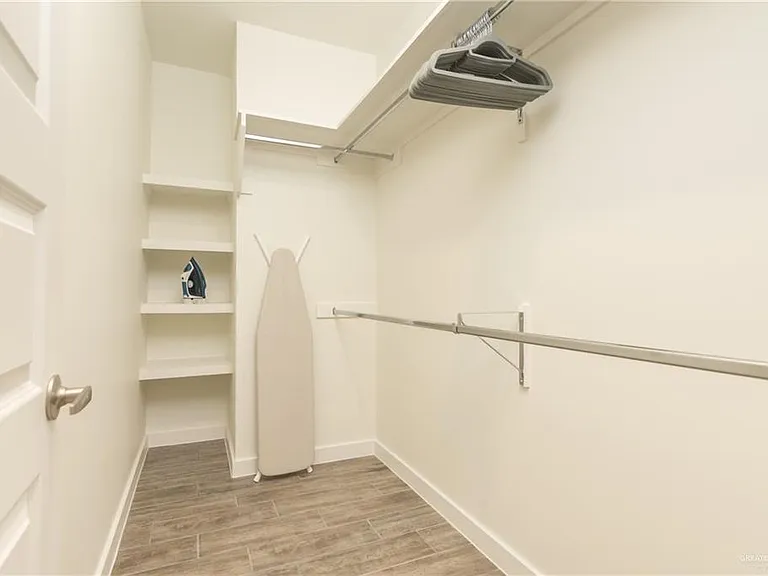 2202 Taxco Ct #4 — Photo 11