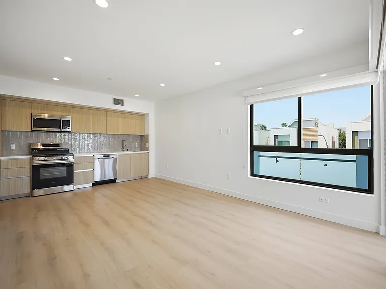Hi Point Terrace by Wiseman — Photo 316