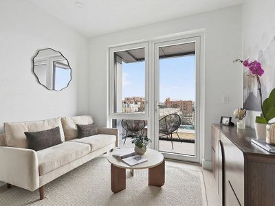 28-08 21st St #4D, Astoria, NY, 11102