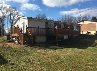 577 Stonewick Dr, Saint Louis, MO