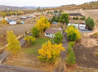 585 Craiglea Dr, Eagle Pt, OR 97524