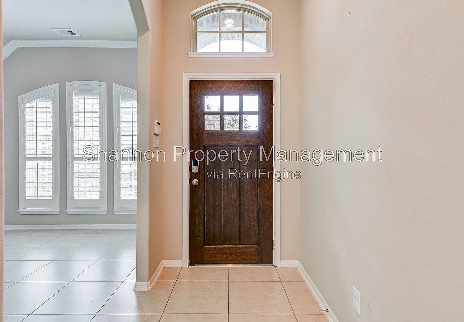 4 bed, 3.5 bath, 2546 sqft, $3,250 — Photo 2