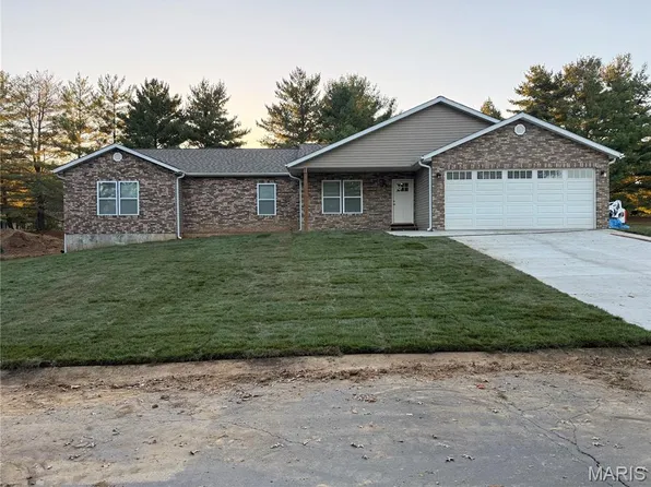 1005 Deerfield Cir, Alton, IL 62002