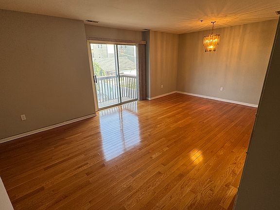 2nd image of 140 Highland Ave APT 17
