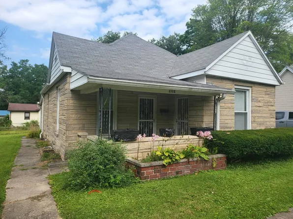 907 N Jackson St, Bloomington, IN 47404