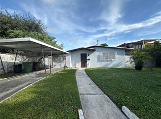 831 SE 1st St, Hialeah, FL 33010