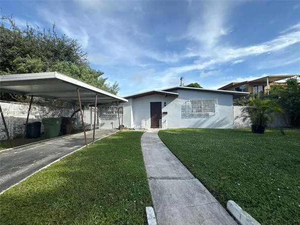 831 SE 1st St, Hialeah, FL 33010