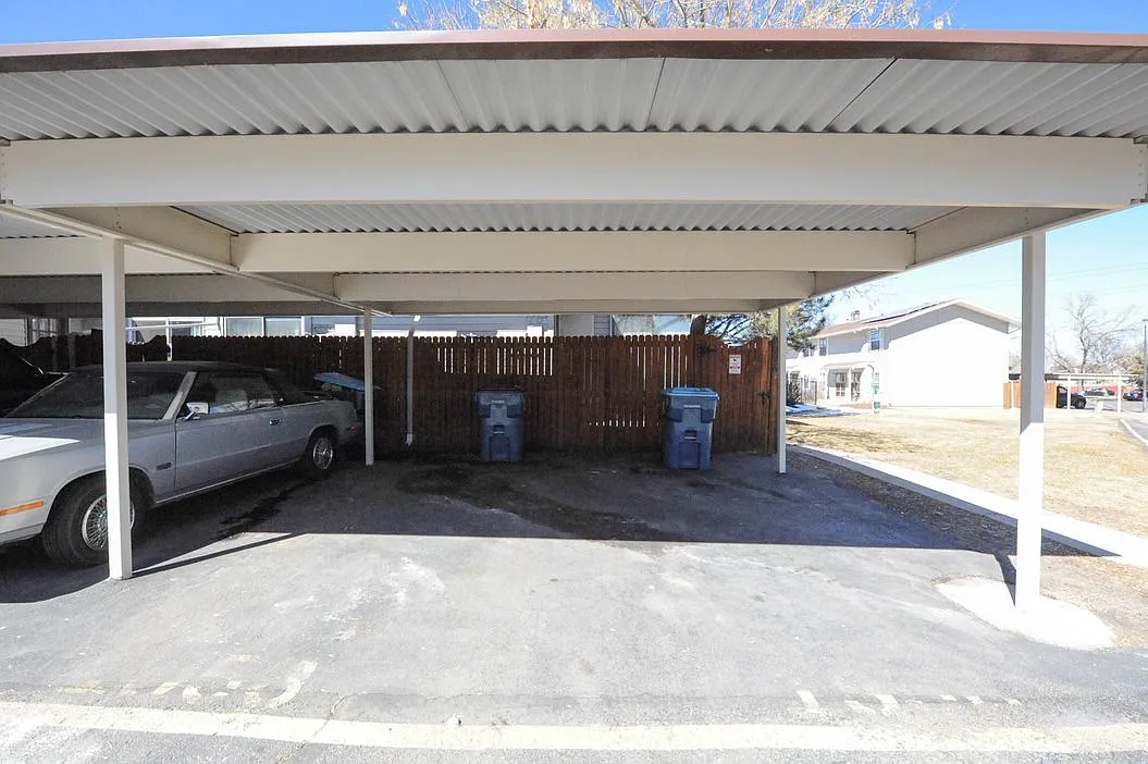 4 bed, 1500 sqft, $2,300 — Photo 3