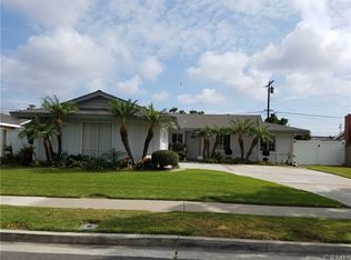 9456 La Luna Ave, Fountain Valley, CA 92708
