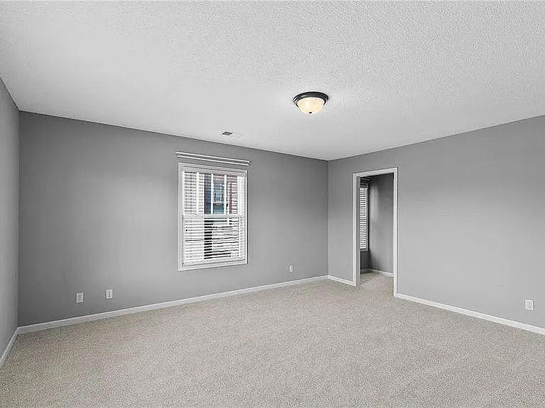 7925 N Lane Ave — Photo 35