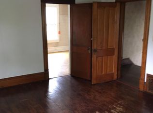 906 Cass St, La Crosse, WI 54601
