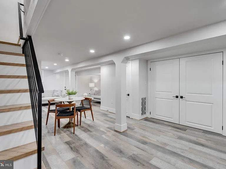 1323 Childress St NE — Photo 30
