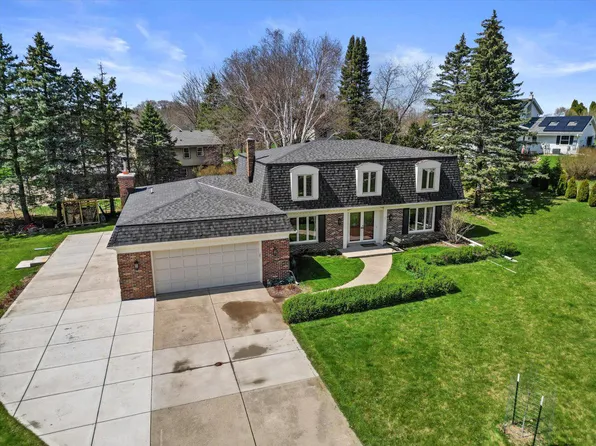1085 Thornridge COURT, Brookfield, WI 53045