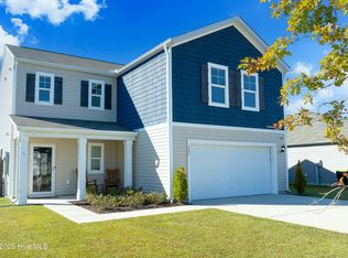 209 Sunshine Drive, Holly Ridge, NC 28445