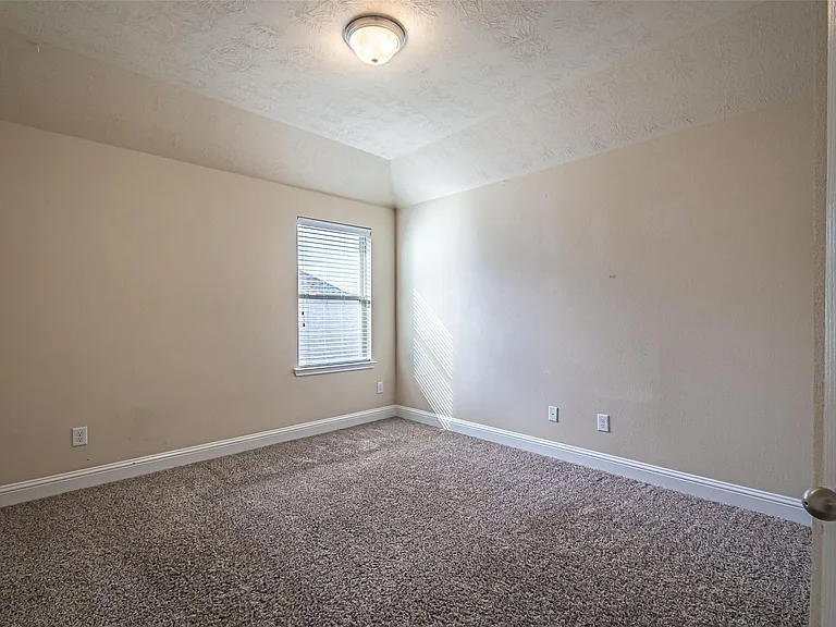 11507 Bermondsey Dr — Photo 45