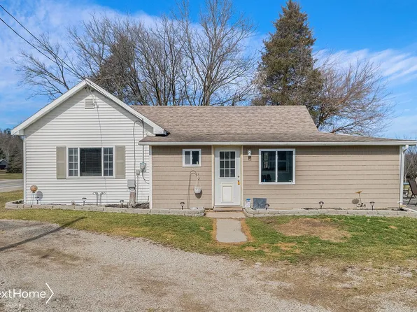 11046 Seymour Rd, Montrose, MI 48457