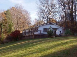 17 Goodman Rd, Woodfin City, NC 28804