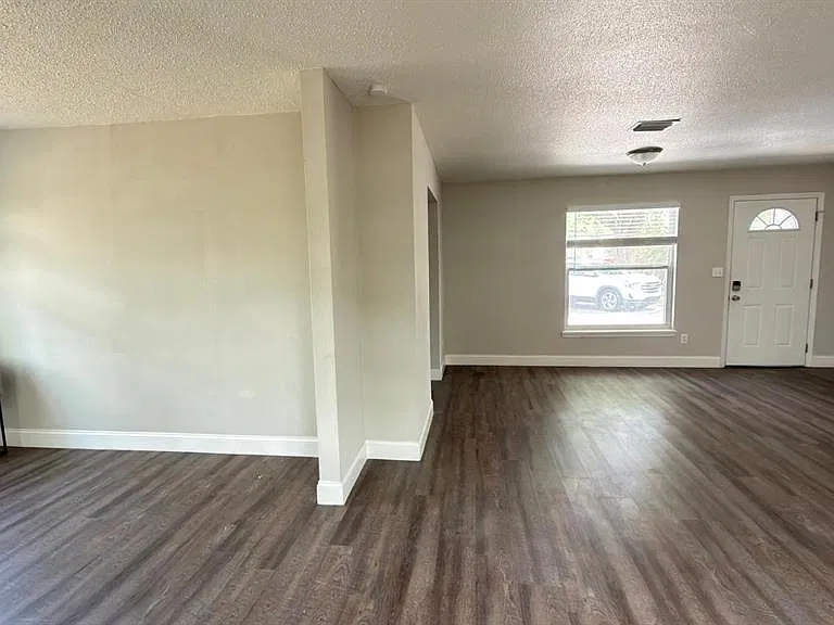 4226 Kelly Miller Ct — Photo 8