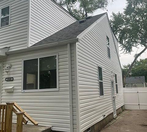 2nd image of 19480 Archdale St