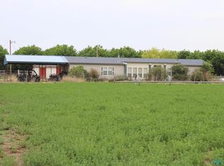 3000B Milky Way Rd, Roswell, NM 88203