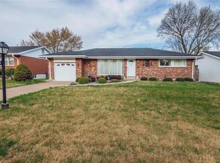 7723 Mayberry Dr, Saint Louis, MO