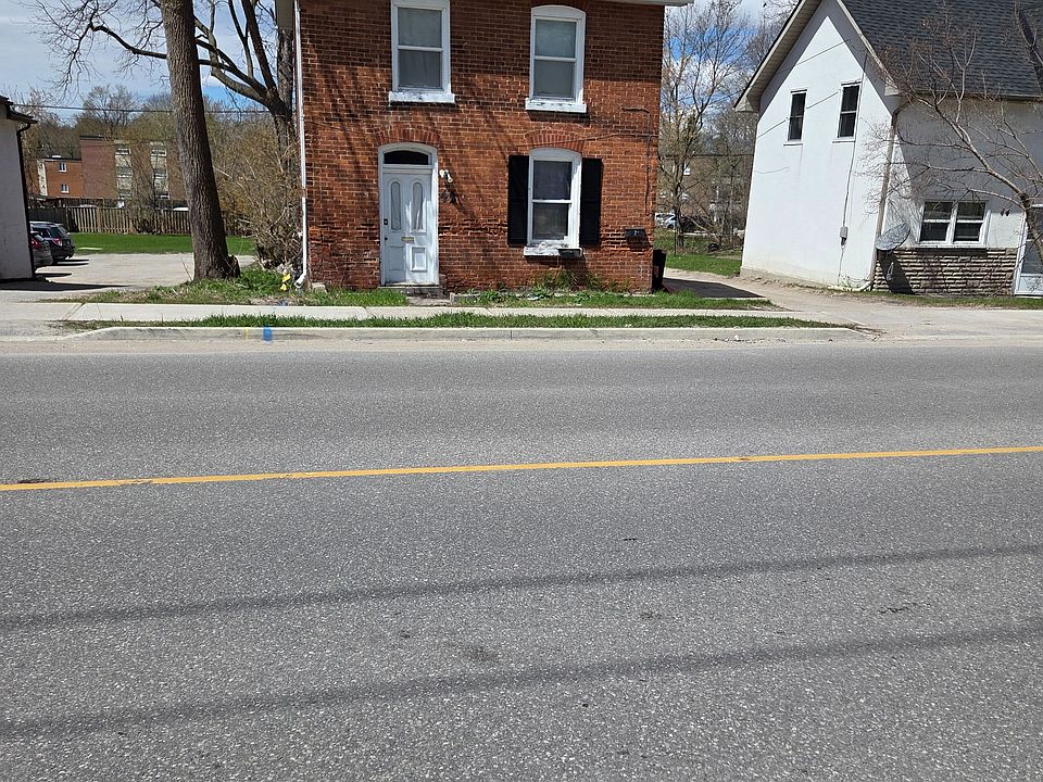 1st image of 42 Penetang St