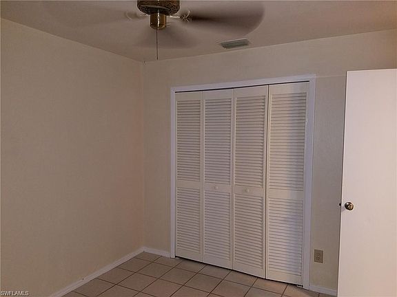 5th image of 609 SE 8th St