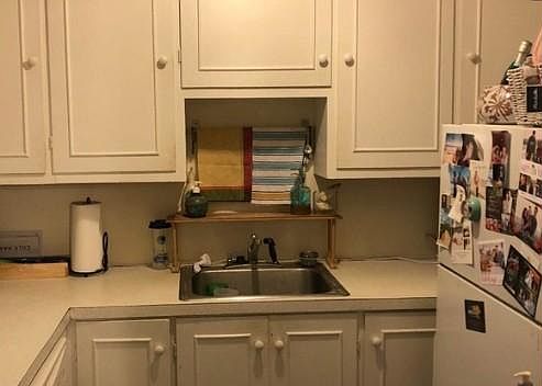 2nd image of 265 Clarendon St #1L