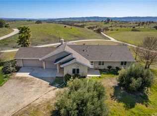 8590 Warren Rd, Paso Robles, CA 93446