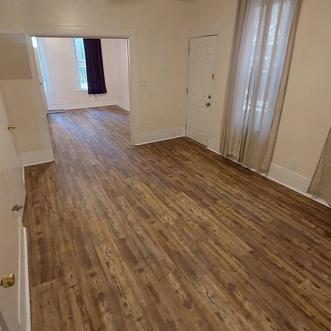 2 bed, 1100 sqft, $2,000 — Photo 4