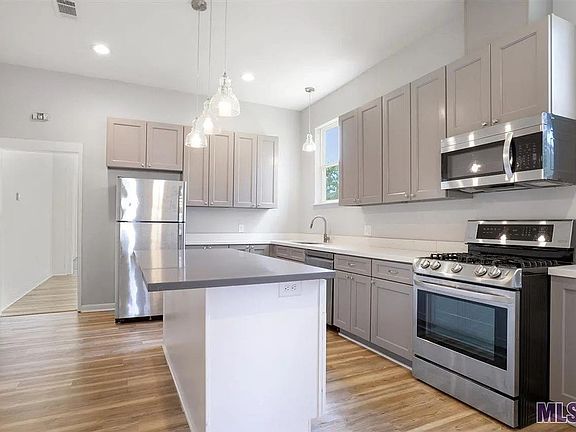 2nd image of 663 N 8th St