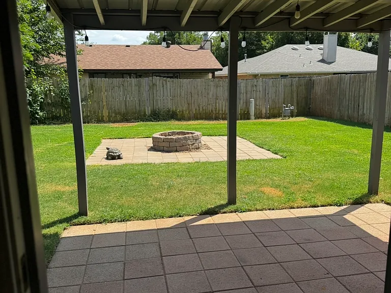 10416 Dover Dr — Photo 15