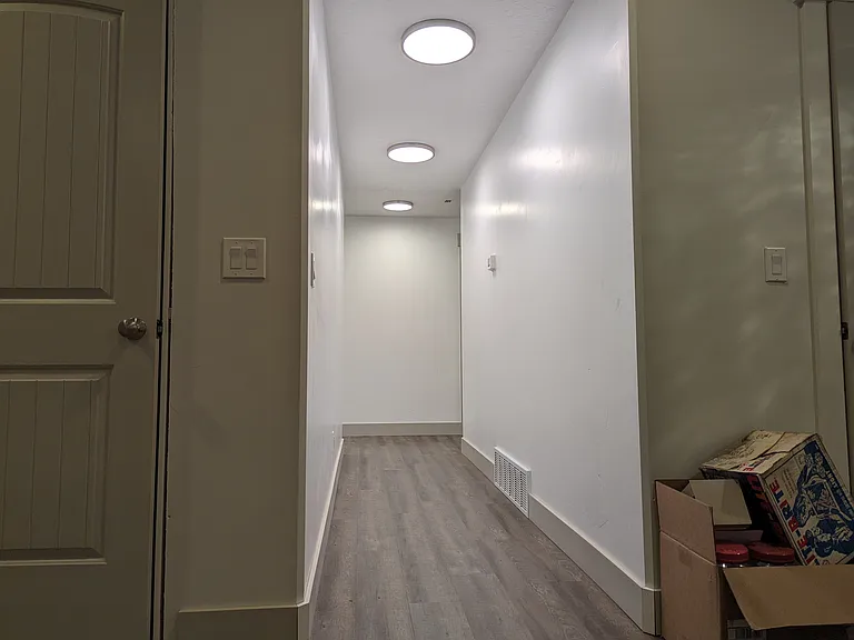 175 W 200 S — Photo 8