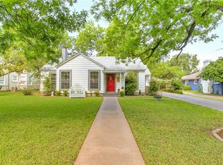 403 Bellevue Dr, Cleburne, TX 76033