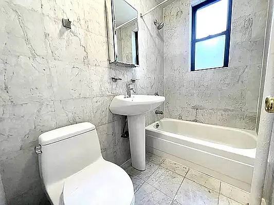 Rented by MOTION New York | media 5