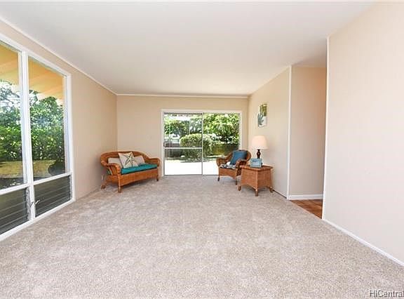 Vented well with natural light with floor to ceiling windows