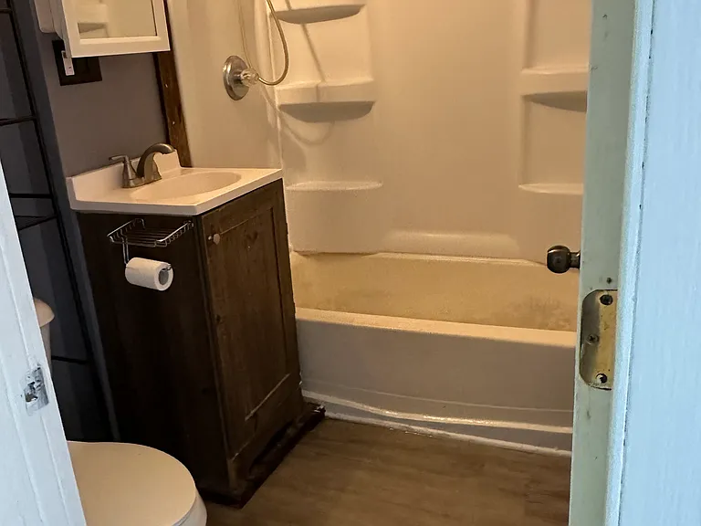 401 Jefferson St #1 — Photo 8