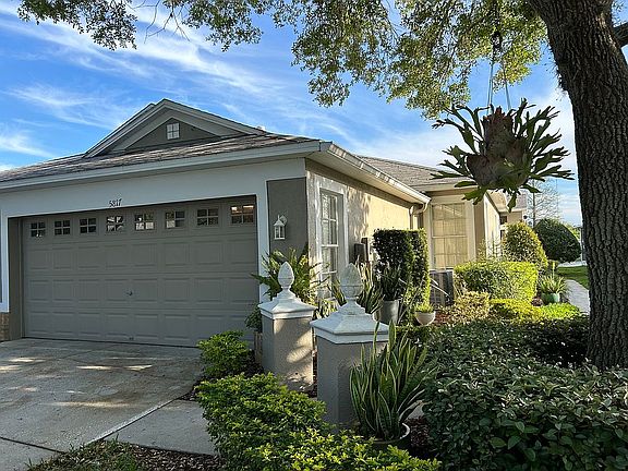2nd image of 5817 Heron Park Pl