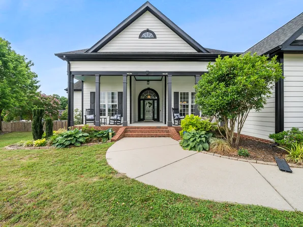 6001 Glennevis Ln, Wendell, NC 27591