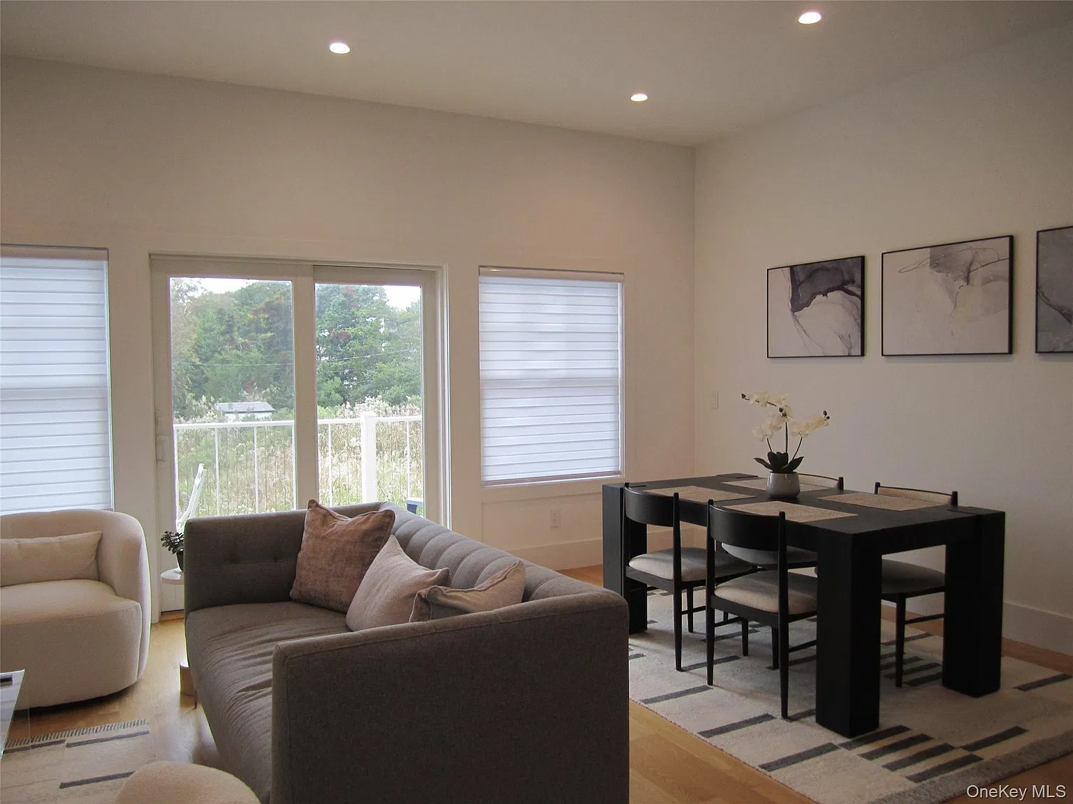 1 bed, 1.5 bath, 980 sqft, $4,200 — Photo 4