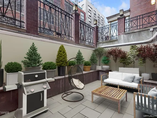 366 West 11th Street image 1 of 5