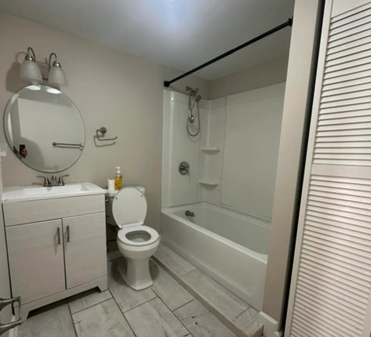3 bed, 1459 sqft, $2,300 — Photo 1