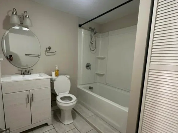 1129 Trapper Ln, Pocono Summit, PA 18346