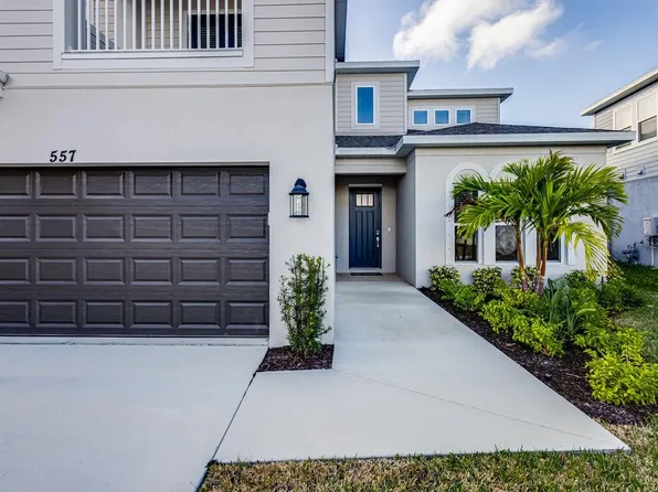 557 SE Ranch Oak Circle, Port St Lucie, FL 34984