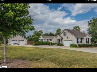 111 Circle Rd, Greer, SC 29651