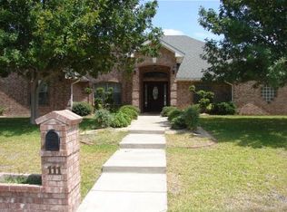 111 Covey Ridge Dr, Del Rio, TX 78840